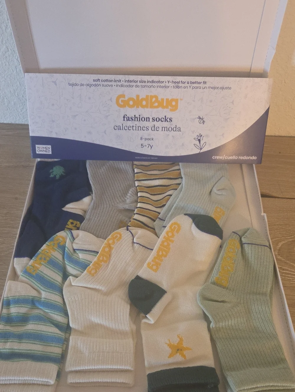 GoldBug Boys' Fashion Crew Socks 8-Pack in Green, Navy & Cream